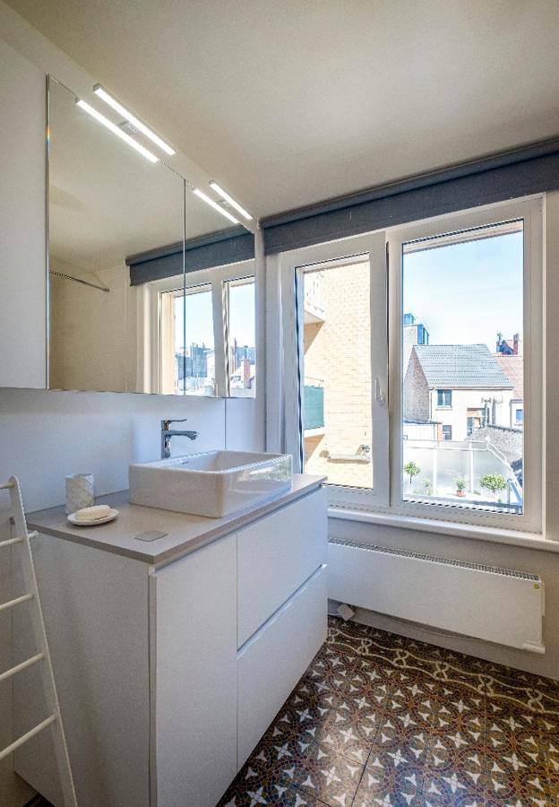 O-Sea House: Herenwoning In Belle Epoque Wijk Te Oostende Exterior photo